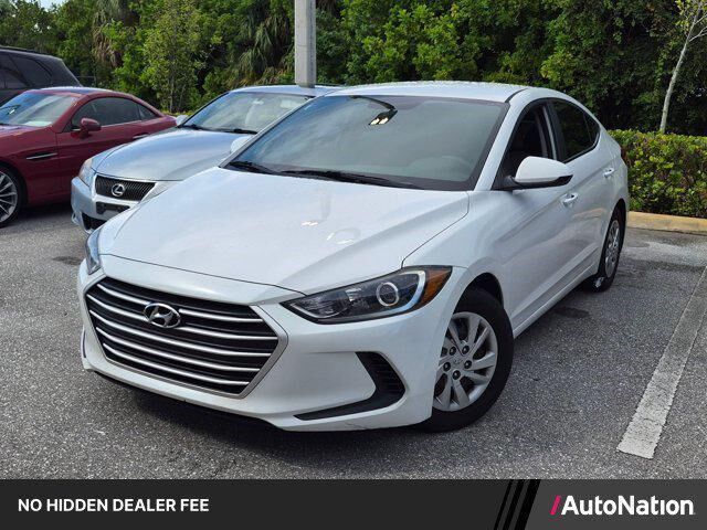 2017 Hyundai ELANTRA SE