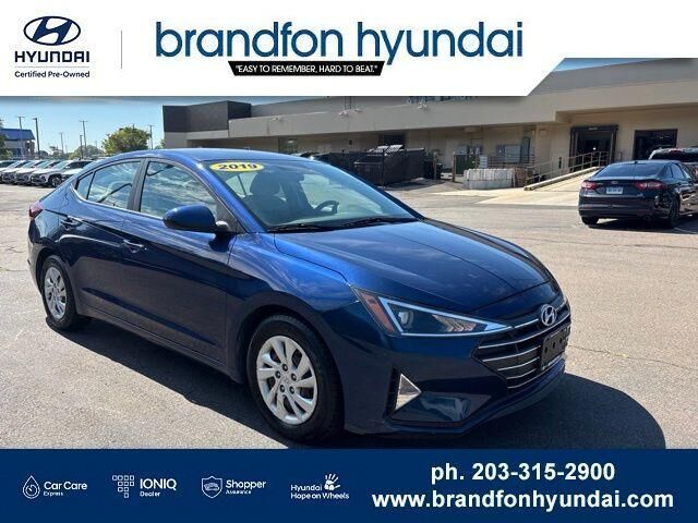 2019 Hyundai ELANTRA SE