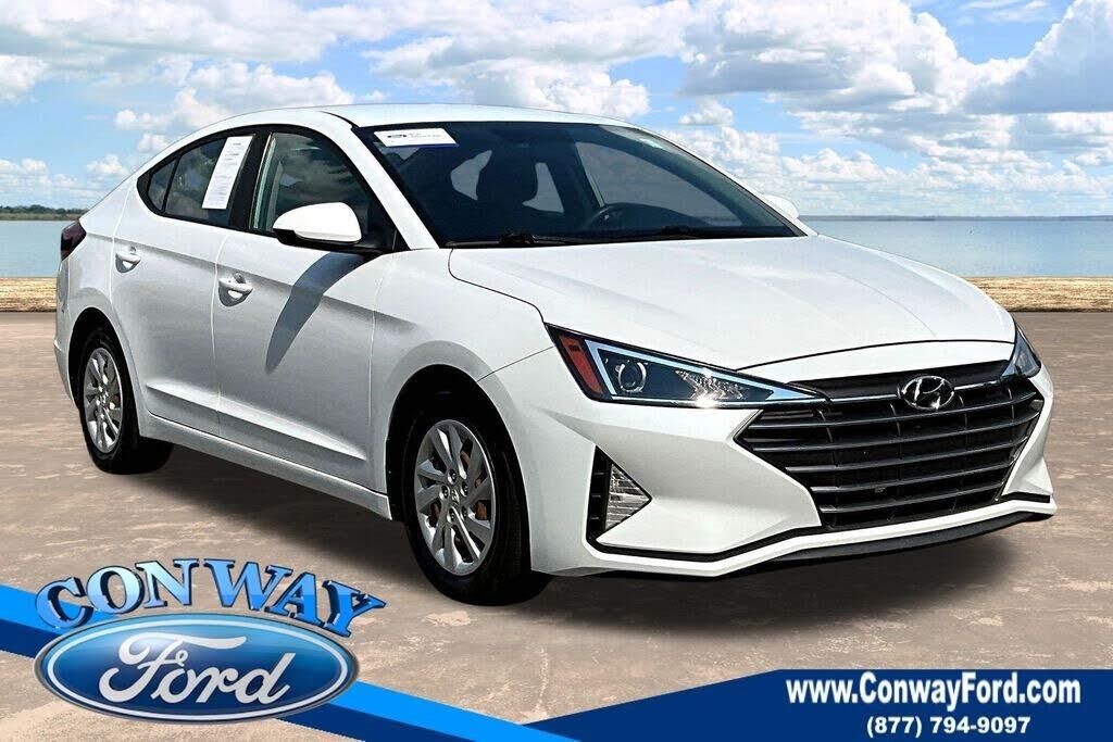 2019 Hyundai ELANTRA SE — photo 1 of 1