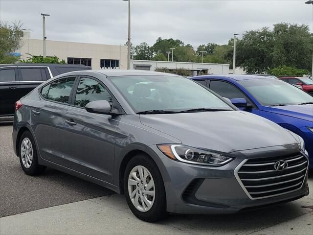 2018 Hyundai ELANTRA SE