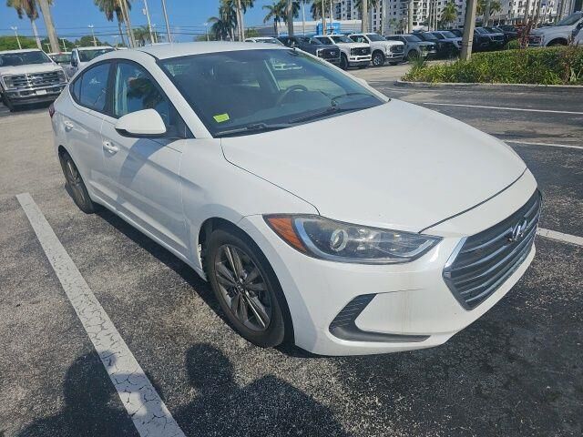 2018 Hyundai ELANTRA SEL