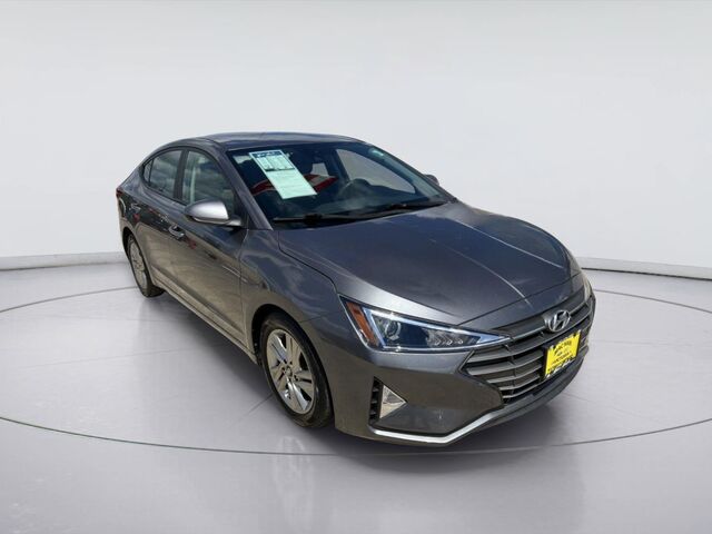 2019 Hyundai ELANTRA SE