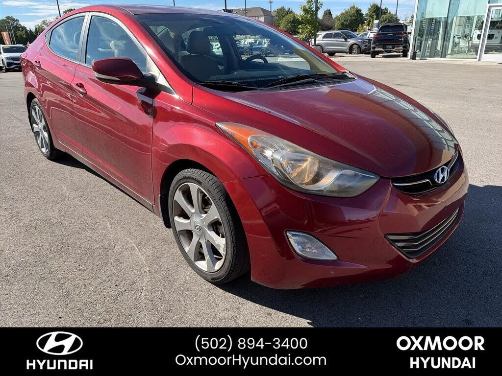 2013 Hyundai ELANTRA Limited — photo 1 of 1