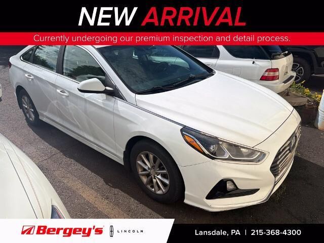2018 Hyundai SONATA SE