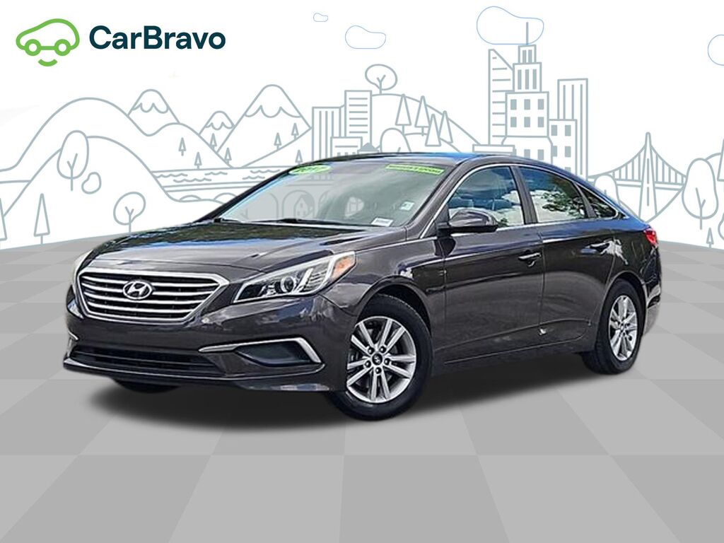 2017 Hyundai Sonata 2.4L — photo 1 of 7