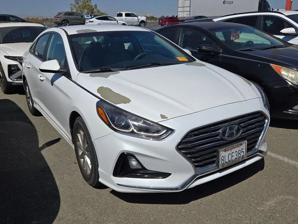 2019 Hyundai SONATA SE — photo 1 of 3