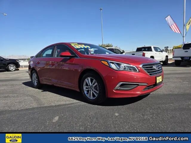 2017 Hyundai SONATA SE