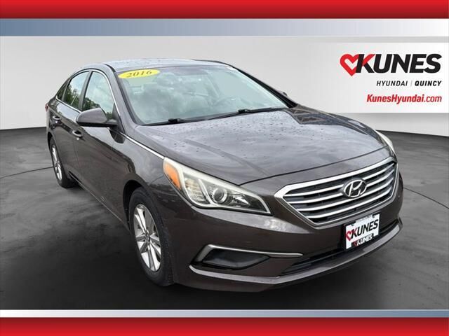 2016 Hyundai SONATA SE