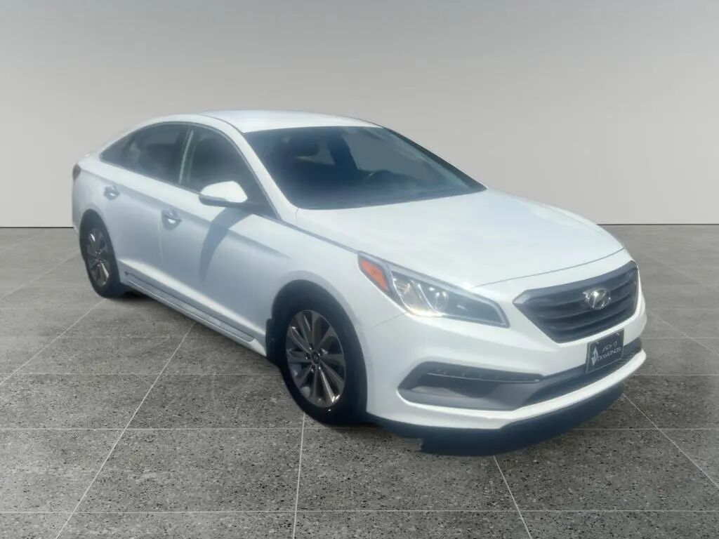 2015 Hyundai SONATA Sport — photo 1 of 13