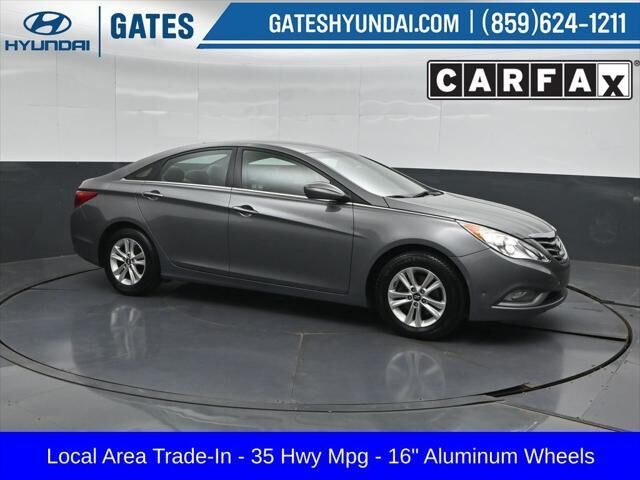 2013 Hyundai SONATA GLS — photo 1 of 3