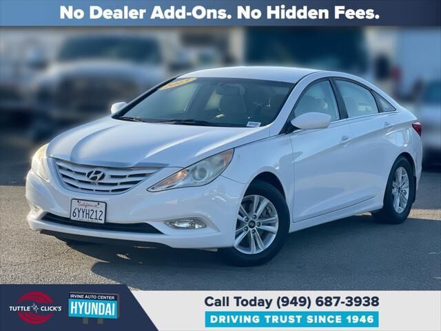 2013 Hyundai SONATA GLS