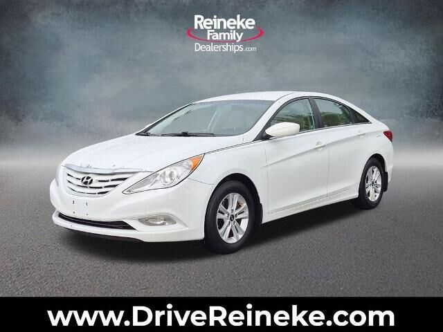 2013 Hyundai SONATA GLS