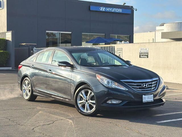2011 Hyundai SONATA Limited