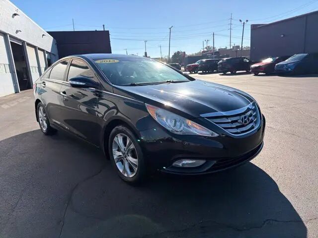 2013 Hyundai SONATA SE