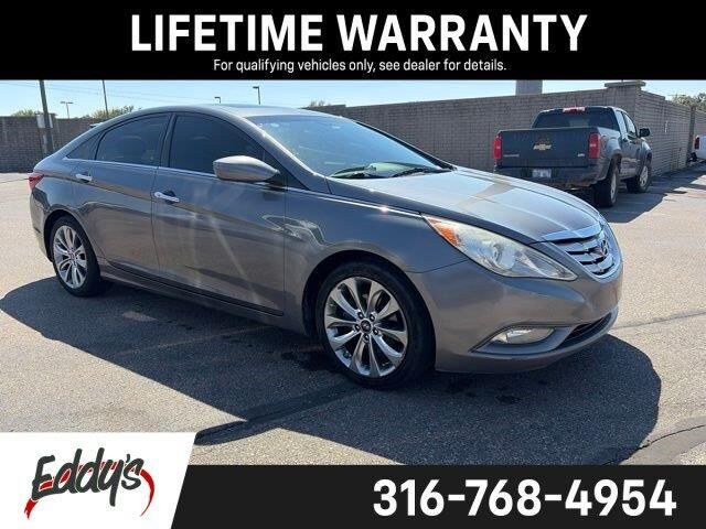 2013 Hyundai SONATA SE