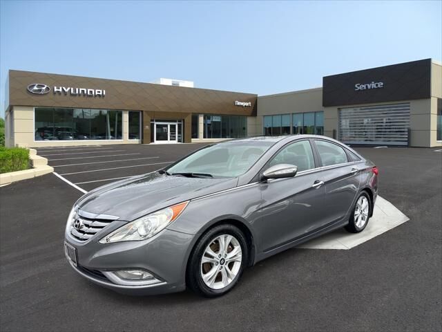 2011 Hyundai SONATA Limited