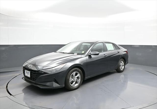 2021 Hyundai ELANTRA SE