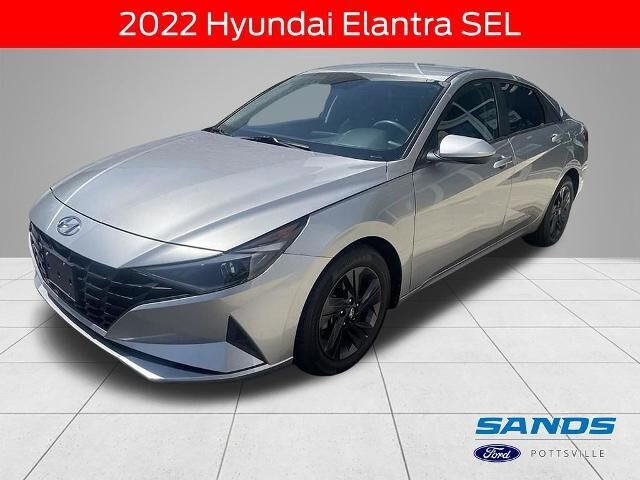 2022 Hyundai ELANTRA SEL — photo 1 of 10