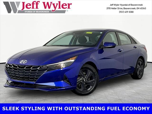 2022 Hyundai ELANTRA SEL