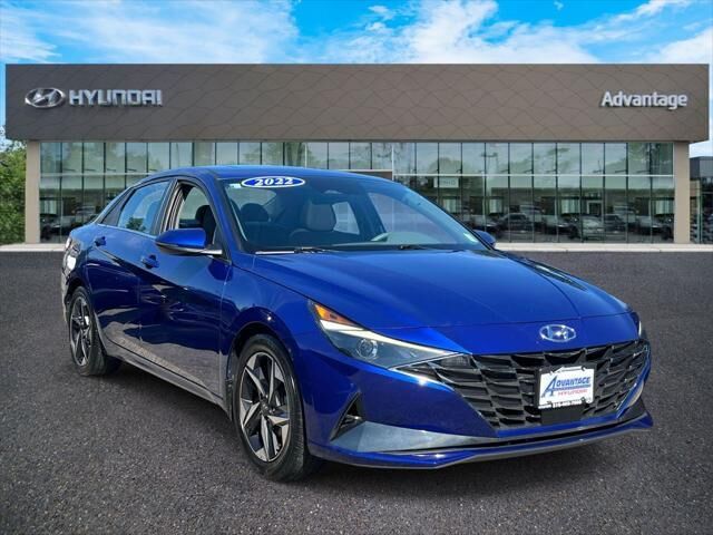 2022 Hyundai ELANTRA SEL