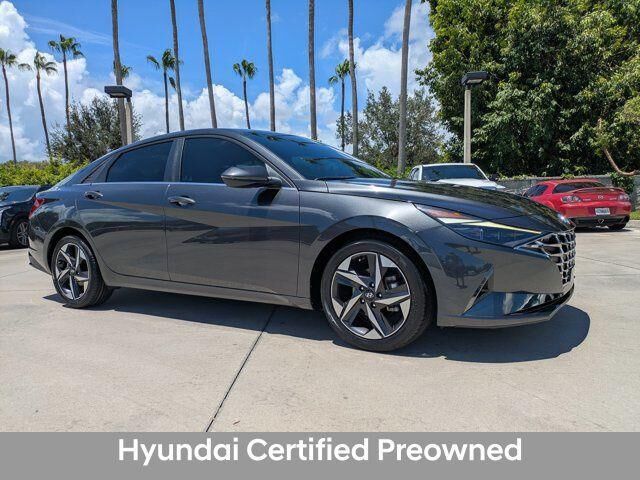 2022 Hyundai ELANTRA Limited
