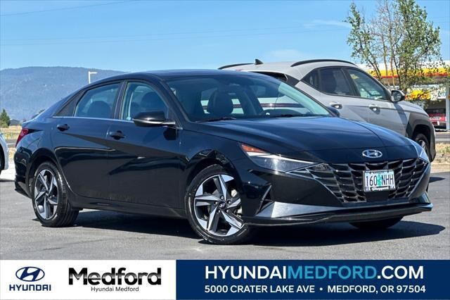 2022 Hyundai ELANTRA Limited