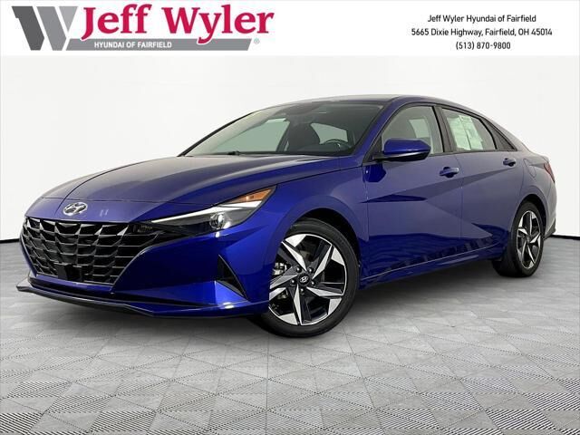 2023 Hyundai ELANTRA SEL — photo 1 of 13