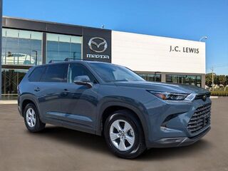 2025 Toyota Grand Highlander LE