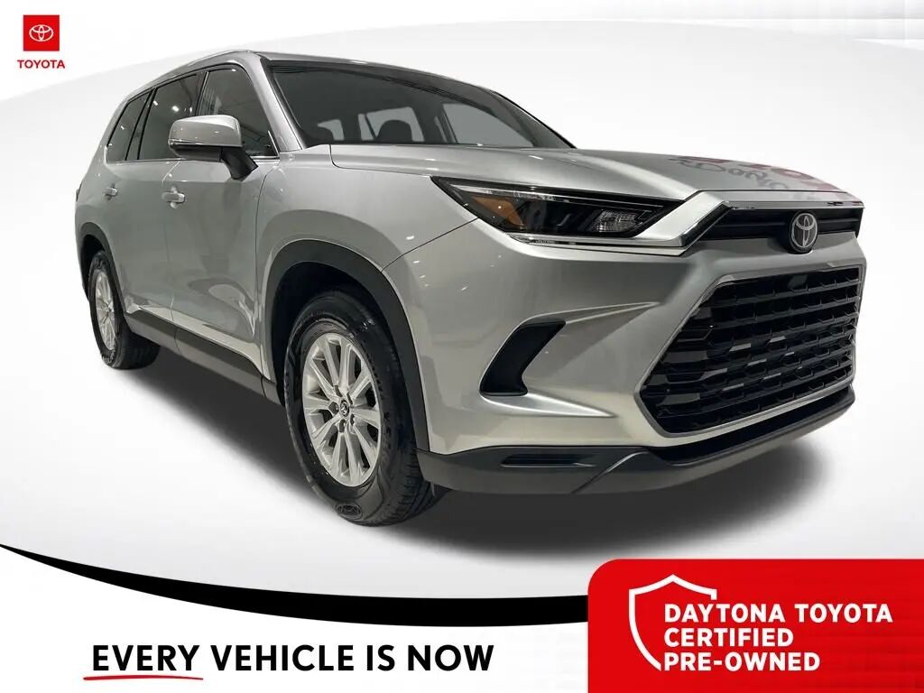 2026 Toyota Grand Highlander XLE — photo 1 of 13