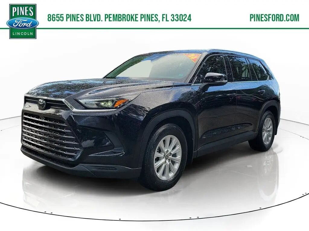 2024 Toyota Grand Highlander XLE — photo 1 of 13