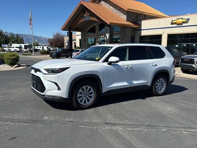 2025 Toyota Grand Highlander XLE — photo 1 of 5