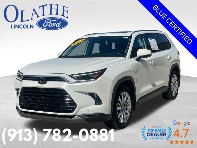 2025 Toyota Grand Highlander LE