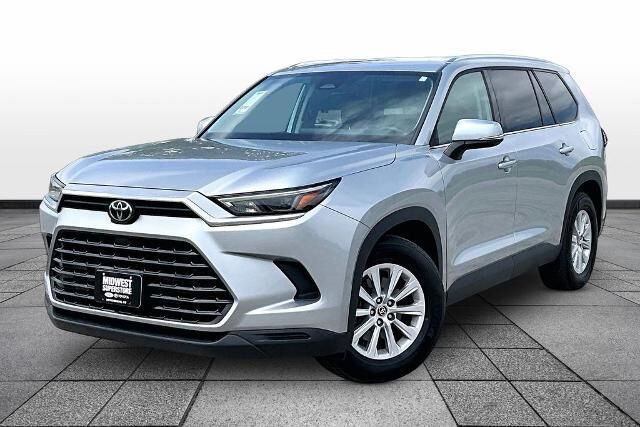 2025 Toyota Grand Highlander LE