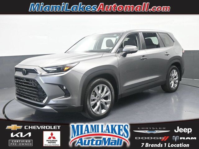 2025 Toyota Grand Highlander Limited — photo 1 of 13