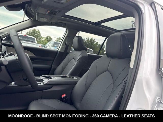 2026 Toyota Grand Highlander LE