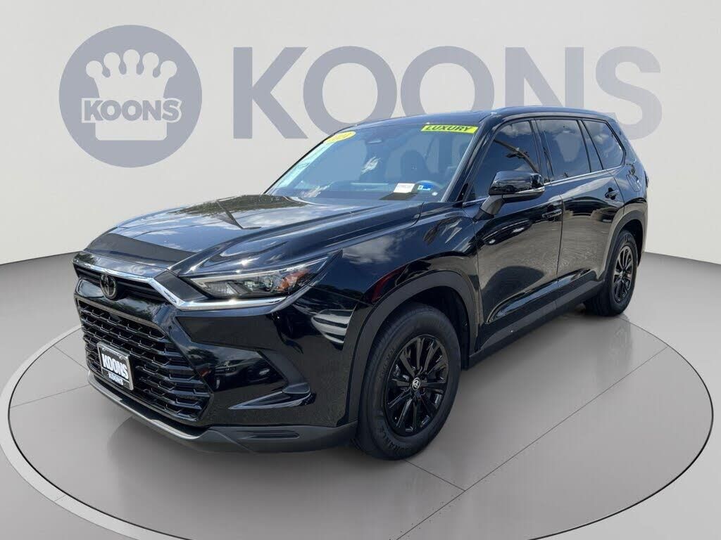 2024 Toyota Grand Highlander XLE — photo 1 of 1