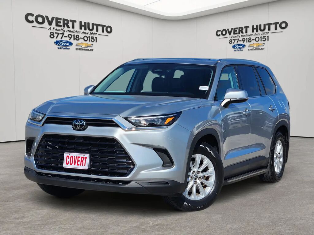 2025 Toyota Grand Highlander Hybrid LE — photo 1 of 13