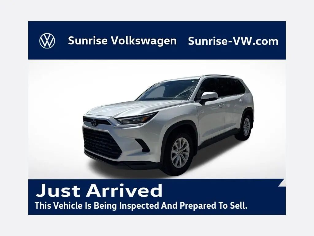 2026 Toyota Grand Highlander Hybrid XLE — photo 1 of 13