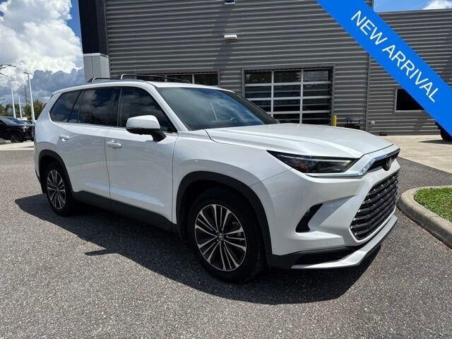 2024 Toyota Grand Highlander Hybrid MAX Platinum