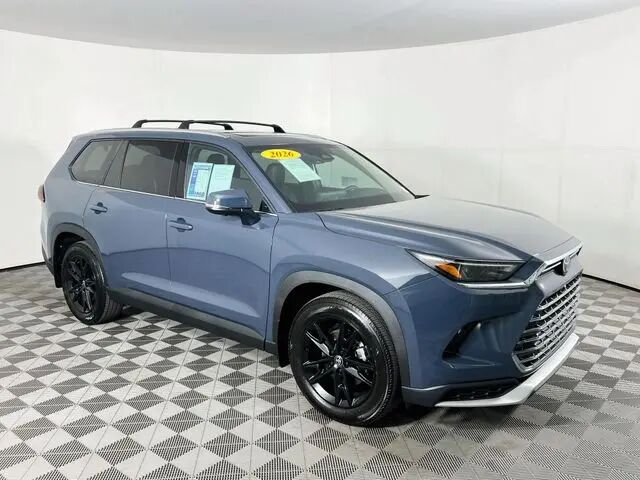 2026 Toyota Grand Highlander Hybrid MAX Platinum — photo 1 of 13