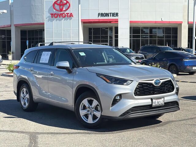2022 Toyota Highlander Hybrid LE
