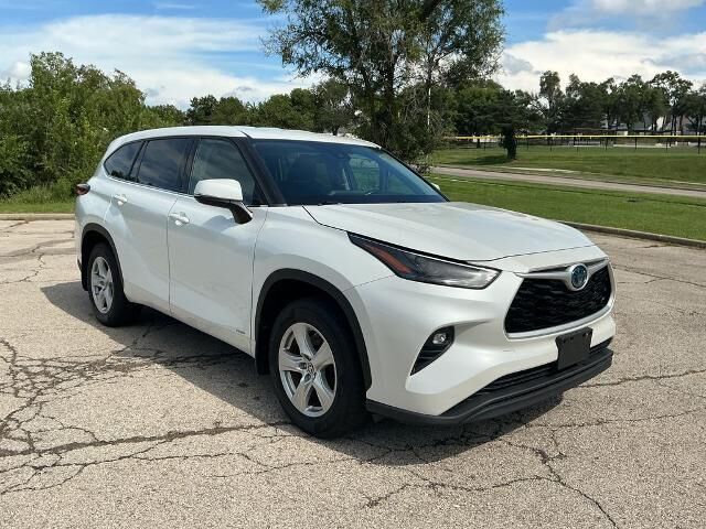 2022 Toyota Highlander Hybrid LE