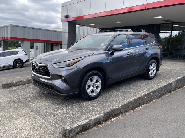 2022 Toyota Highlander Hybrid LE