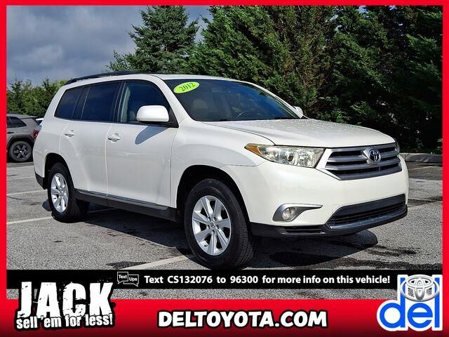 2012 Toyota Highlander SE