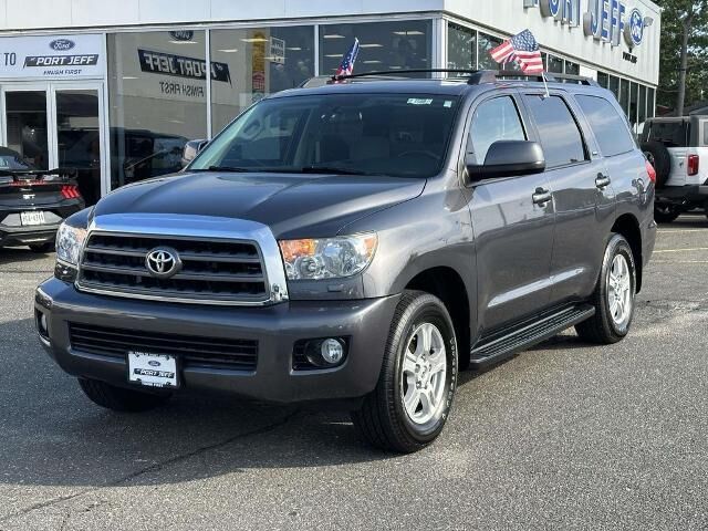 2015 Toyota Sequoia SR5