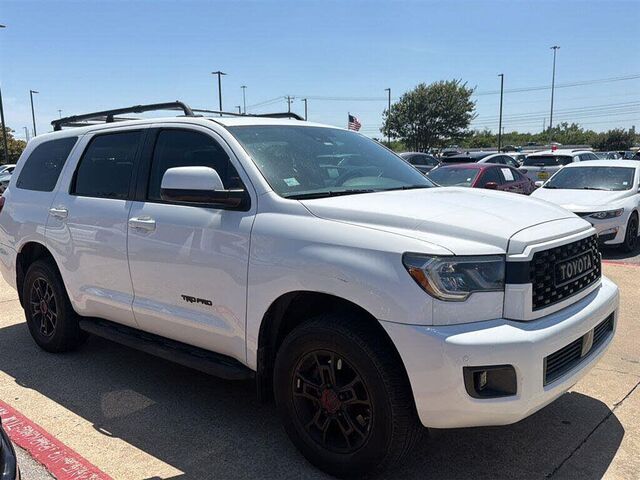 2020 Toyota Sequoia SR5