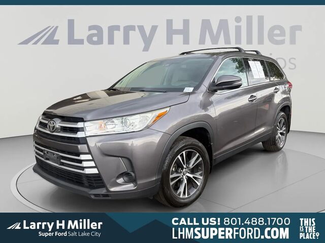 2019 Toyota Highlander LE
