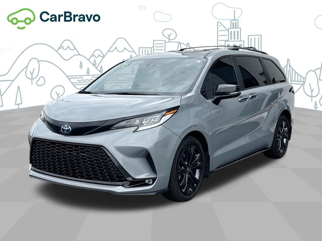 2025 Toyota Sienna XSE — photo 1 of 6