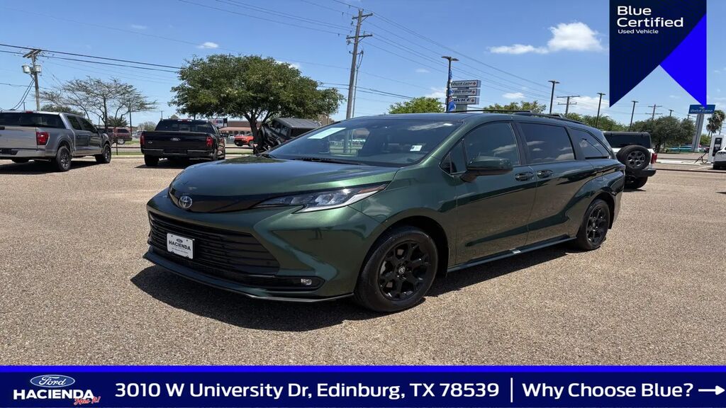 2025 Toyota Sienna Woodland Edition — photo 1 of 13