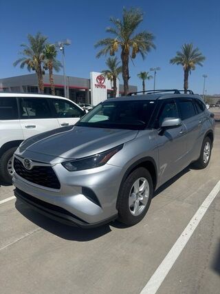 2022 Toyota Highlander L